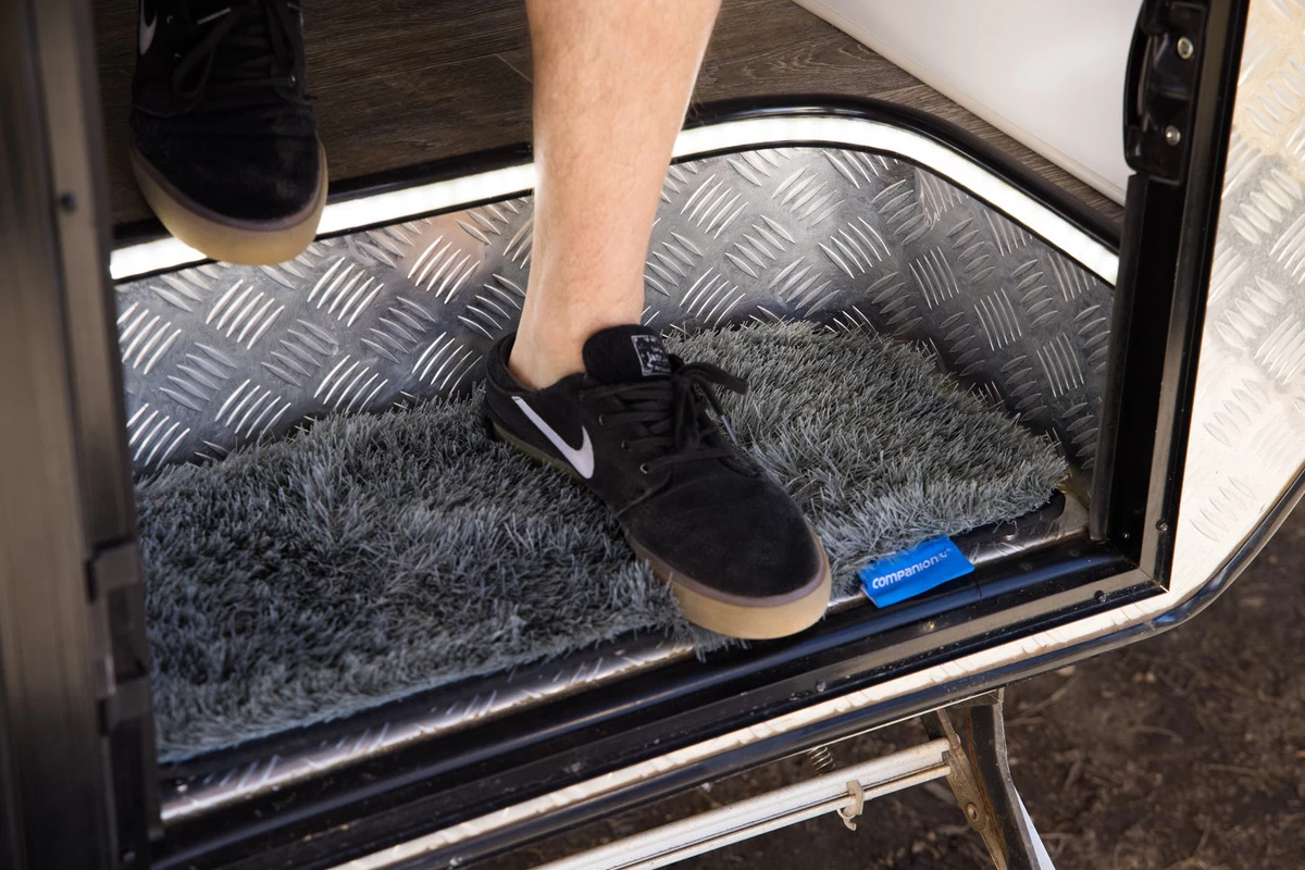 Companion Dust-Off Mat Caravan Step 58cm X 26cm - Image 6