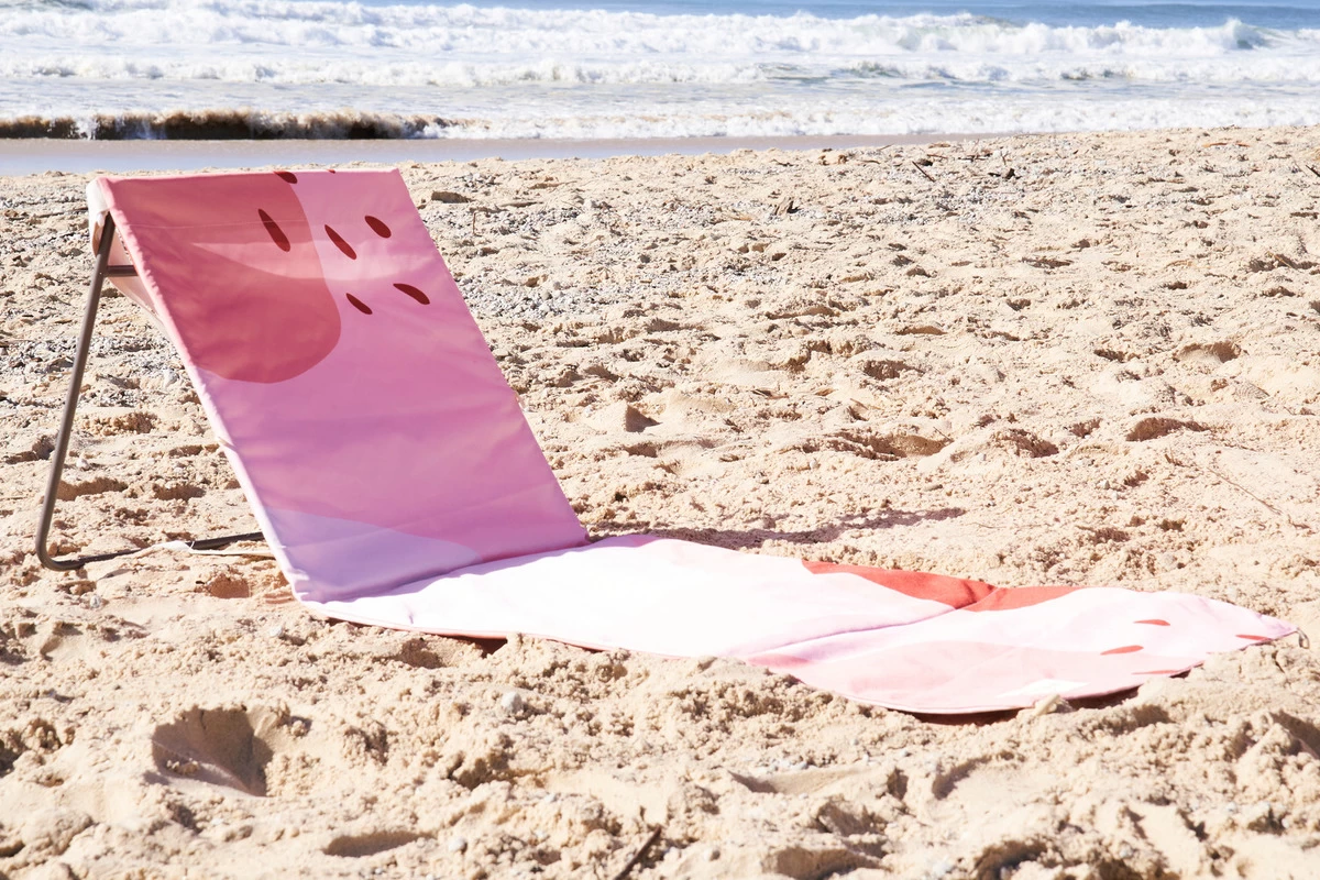 Oztrail Palm Club Beach Mat Chair - Cable Beach Pink - Image 6